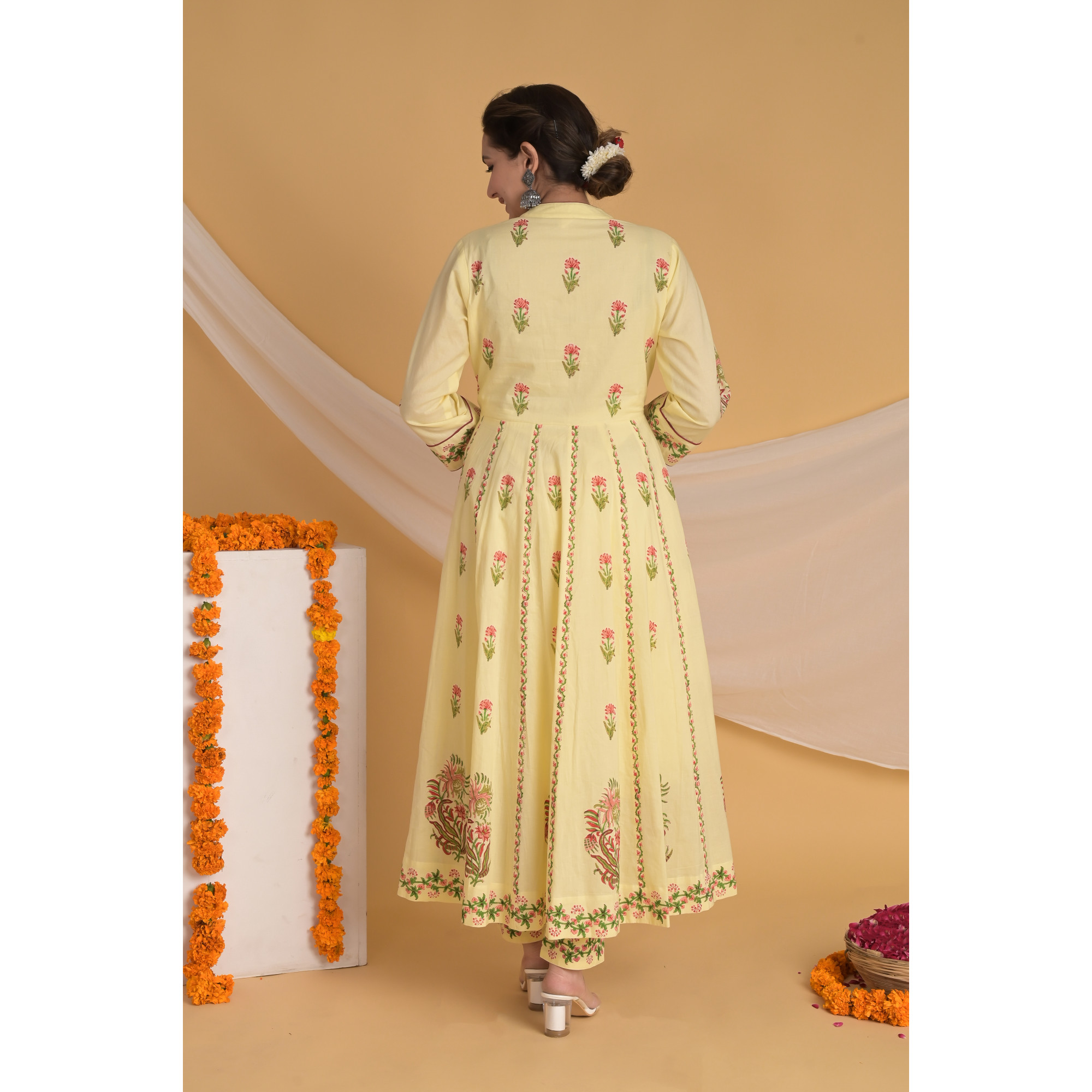 Floral Sunshine - Indian Traditional Kurta Set