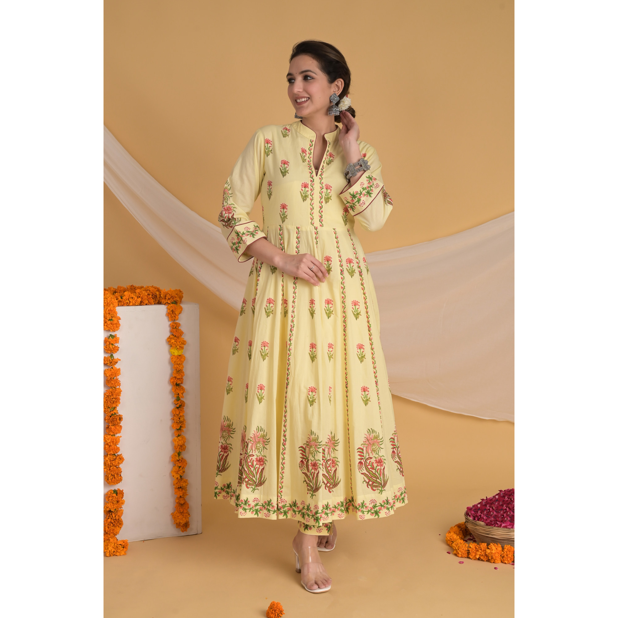 Floral Sunshine - Indian Traditional Kurta Set