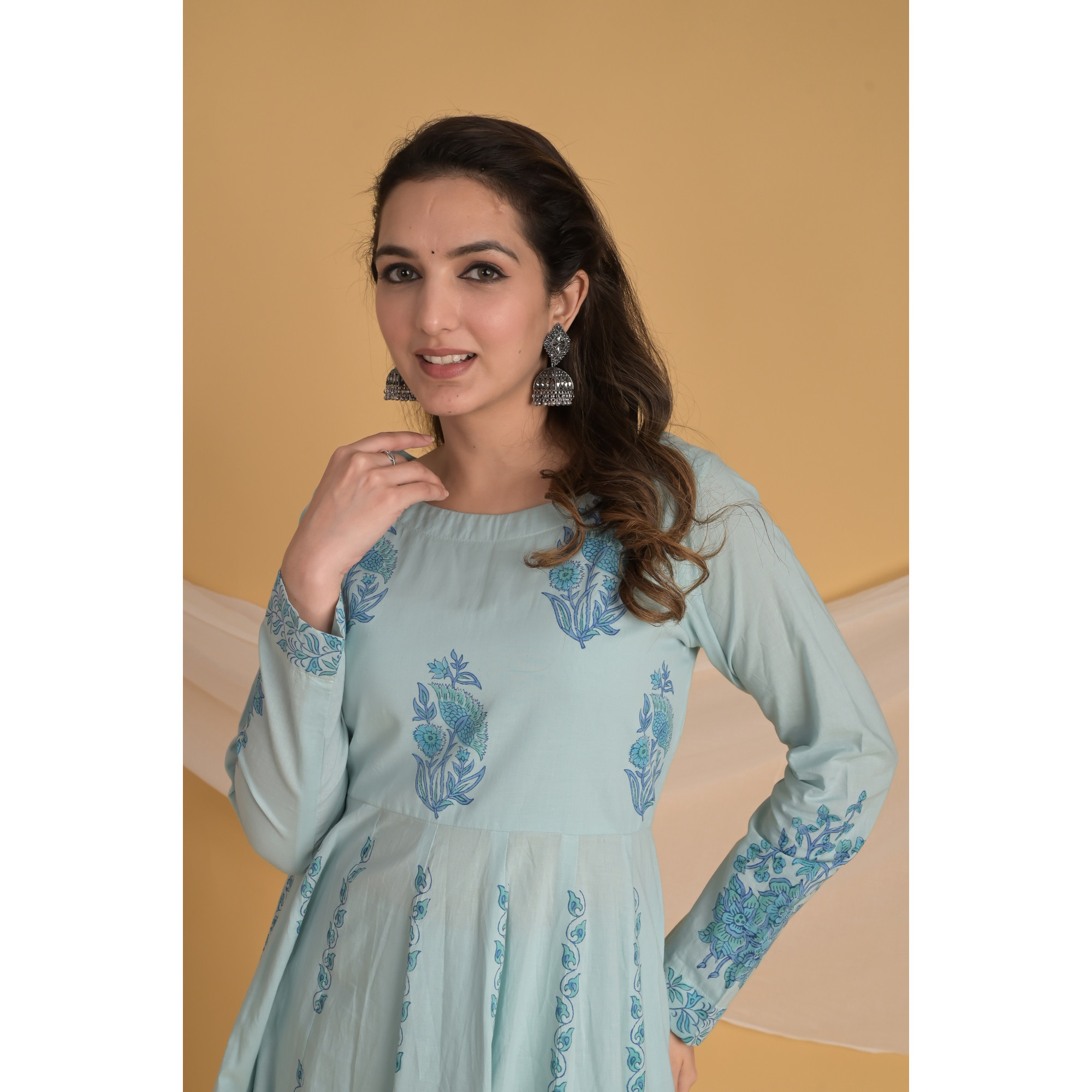 Floral Serenity - Indian Traditional Kurta Set