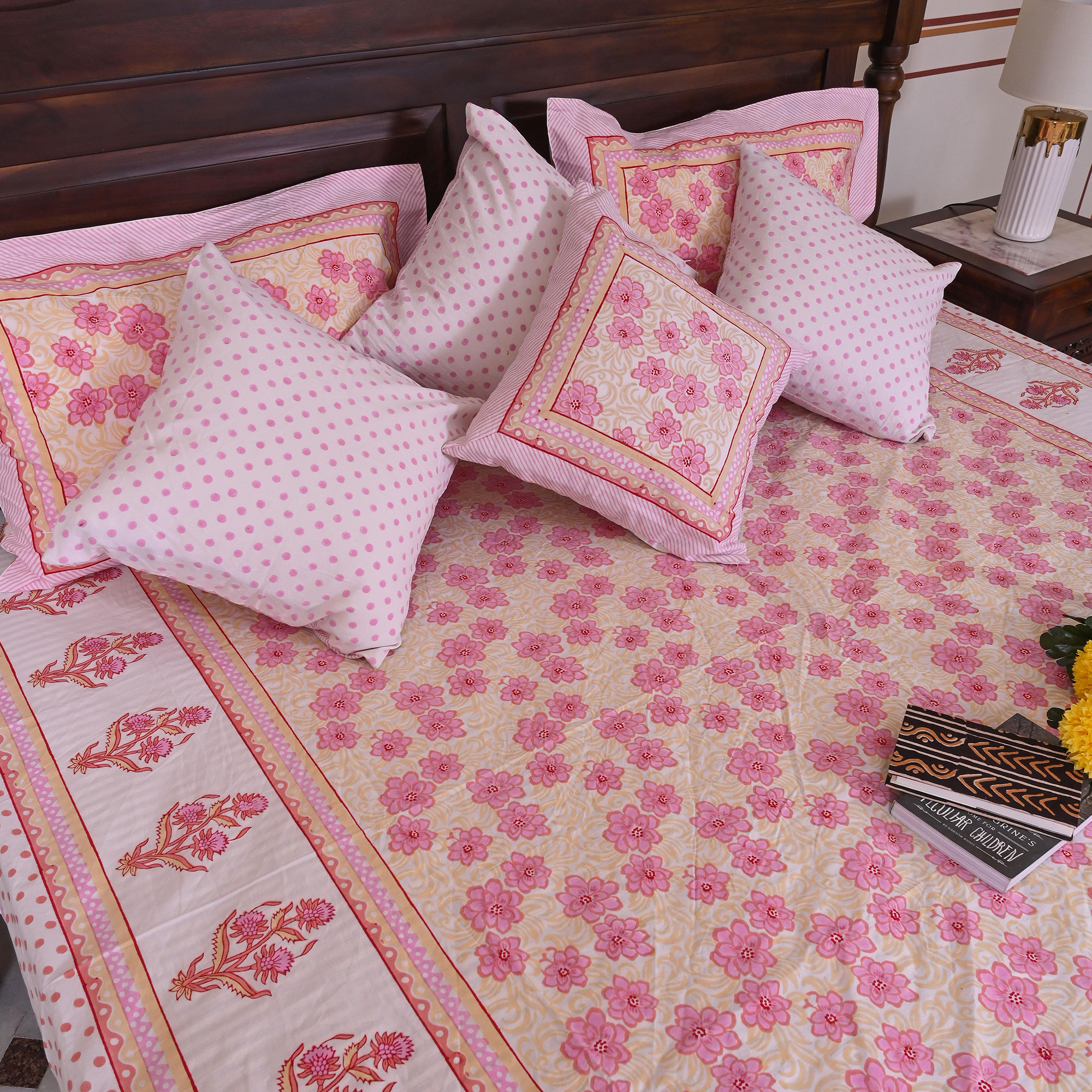 Bedsheet  Design - Pink Fantasy