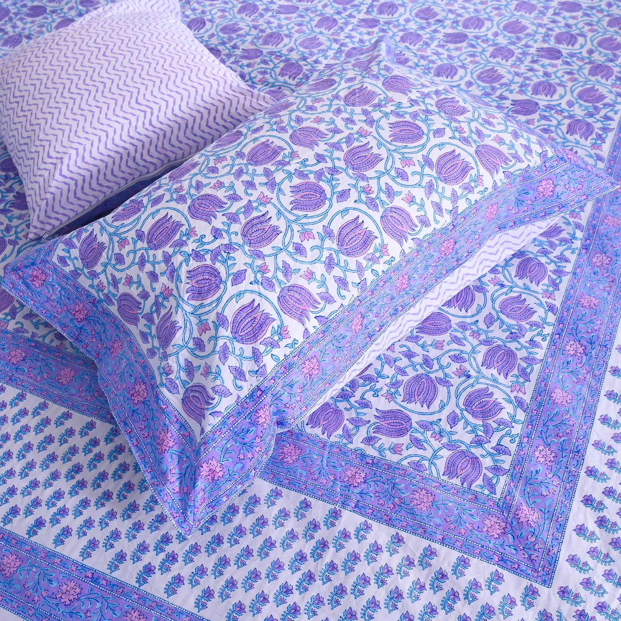 Bedsheet  Design - Lavender Blooms