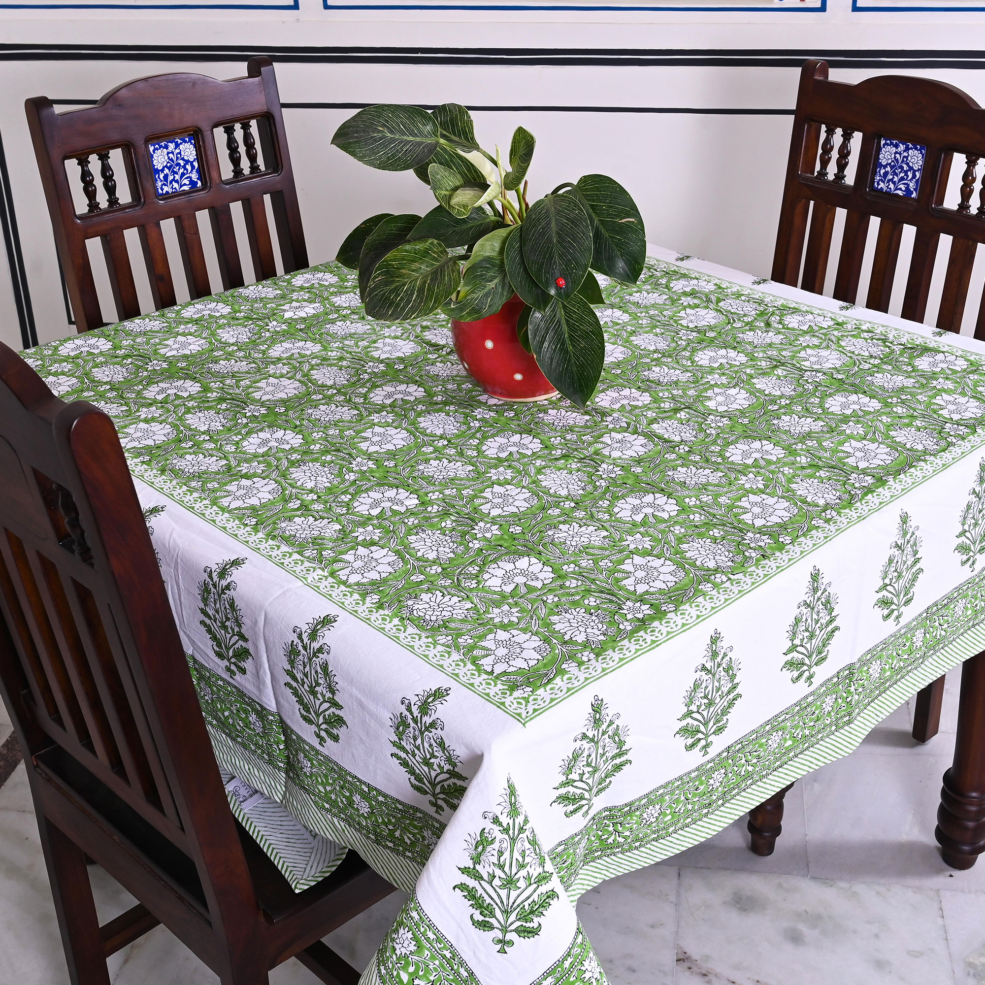 Table Linen Design - Green Serenity