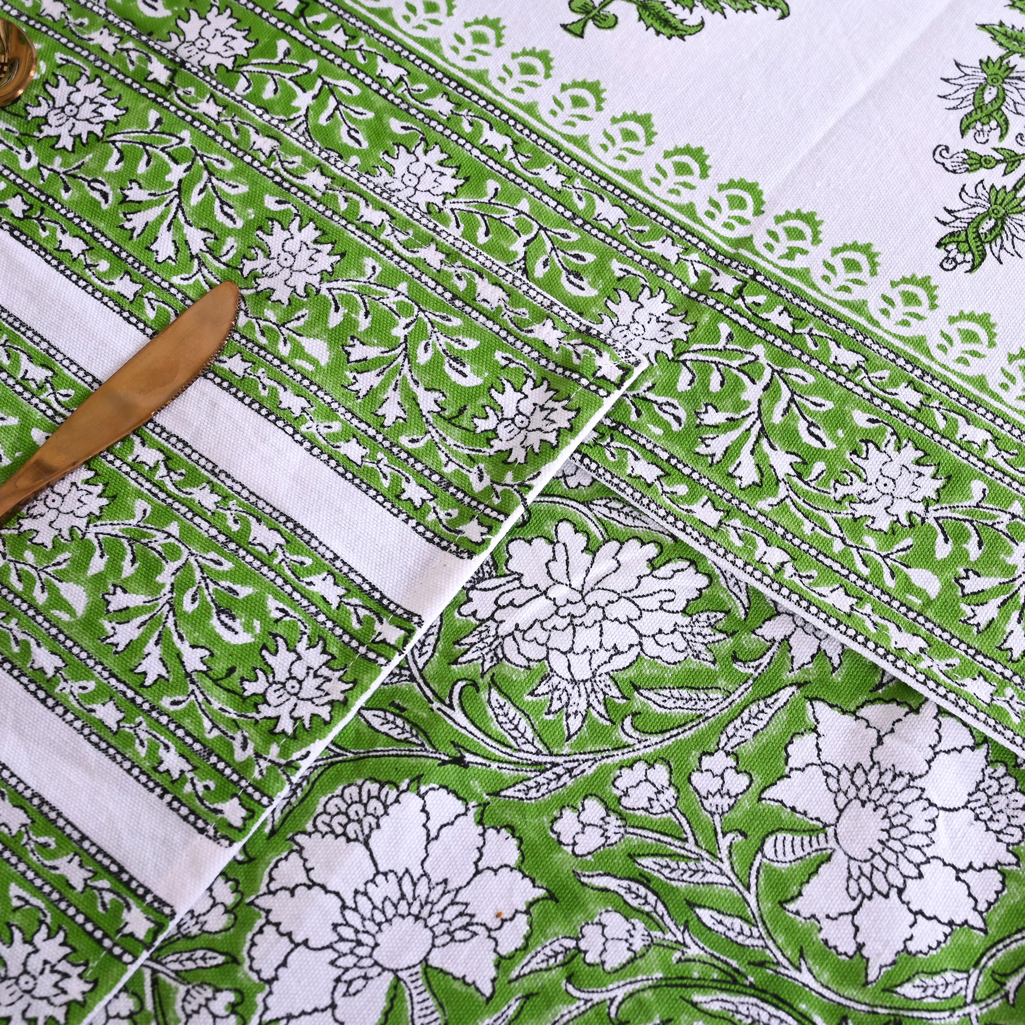 Table Linen Design - Green Serenity